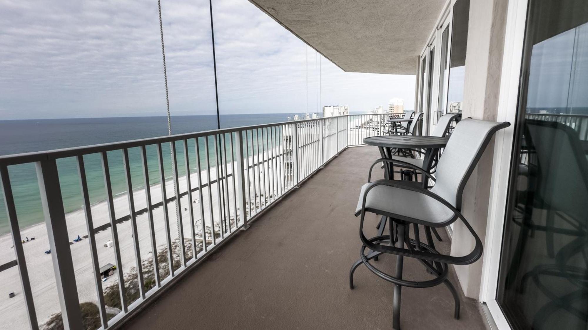 New Rental - 3Br 3Ba Corner Beachfront - 2024 Remodel - 3 Pools, Tiki Hut, Gym, Tennis Panama City Beach Eksteriør bilde